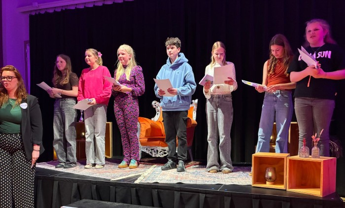 Anna van Marle is de beste (brugklas)voorlezer van Fryslân!